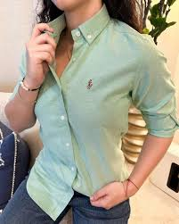 قميص رجالي بلون أخضر نعناعي بأزرار زرقاء I Men’s Mint Green Shirt with Blue Buttons