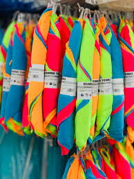 بشاكير ملونة بتصاميم متنوعة Colorful Towels with Various Designs