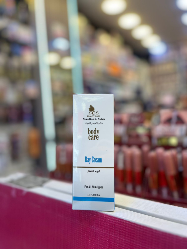 كريم مغذي بمعادن البحر الميت  Nourishing cream with Dead Sea minerals
