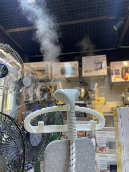 مكوى البخار العامودية 2 في 1 | 2-in-1 Vertical Steam Iron
